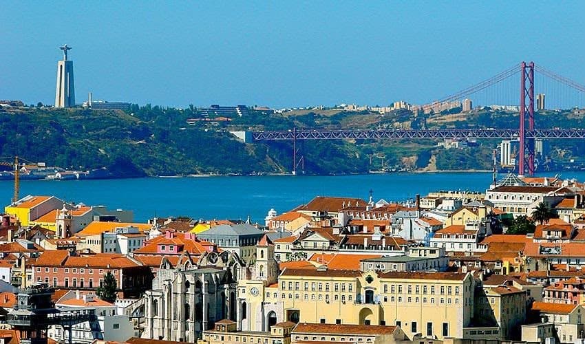 البرتغال